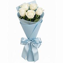 Букет 5 Белых роз Проуд в Подтёсово