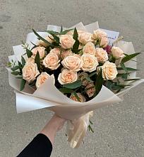 Букет Кремовые розы Латте в Подтёсово
