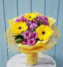 Букет цветов из:  Хризантемы и Герберы в Подтёсово