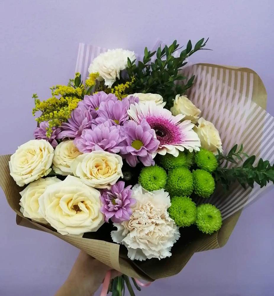 Букет цветов из: Хризантемы, Розы, Гвоздики и Герберы в Подтёсово