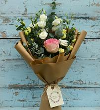 Букет цветов из:  Розы и Лизиантусы в Подтёсово